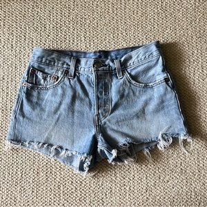 Light Wash Levi’s Cutoffs